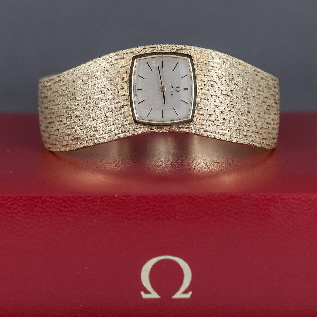 14k NOS Omega naisten rannekello 1970-luvulta. - Image 5