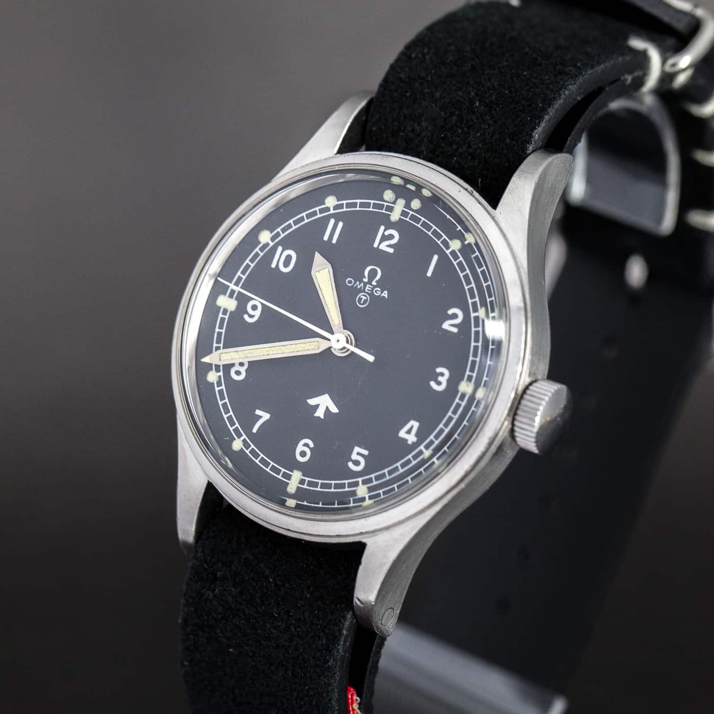 RAF Omega "Broad Arrow" 2771-1 lentäjänkello vuodelta 1953