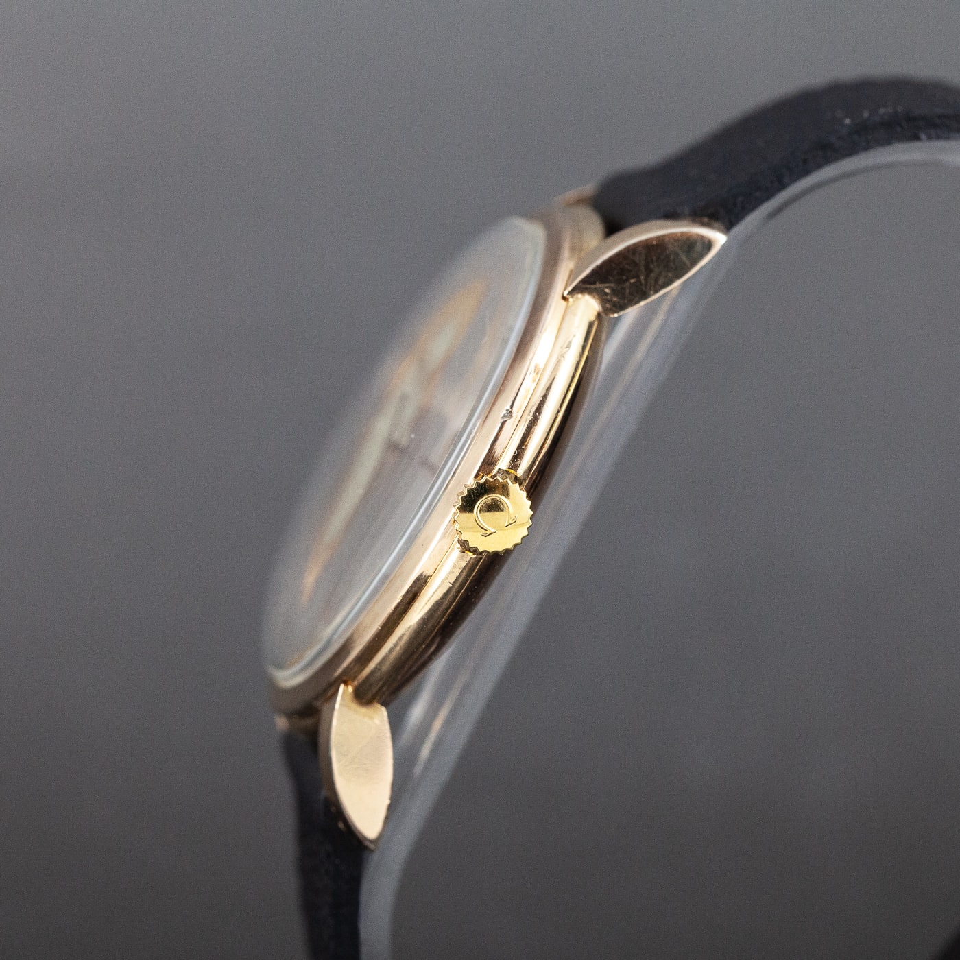 Harvinainen Omega ref. 2545 Jumbo pukukello vuodelta 1948 - Image 2