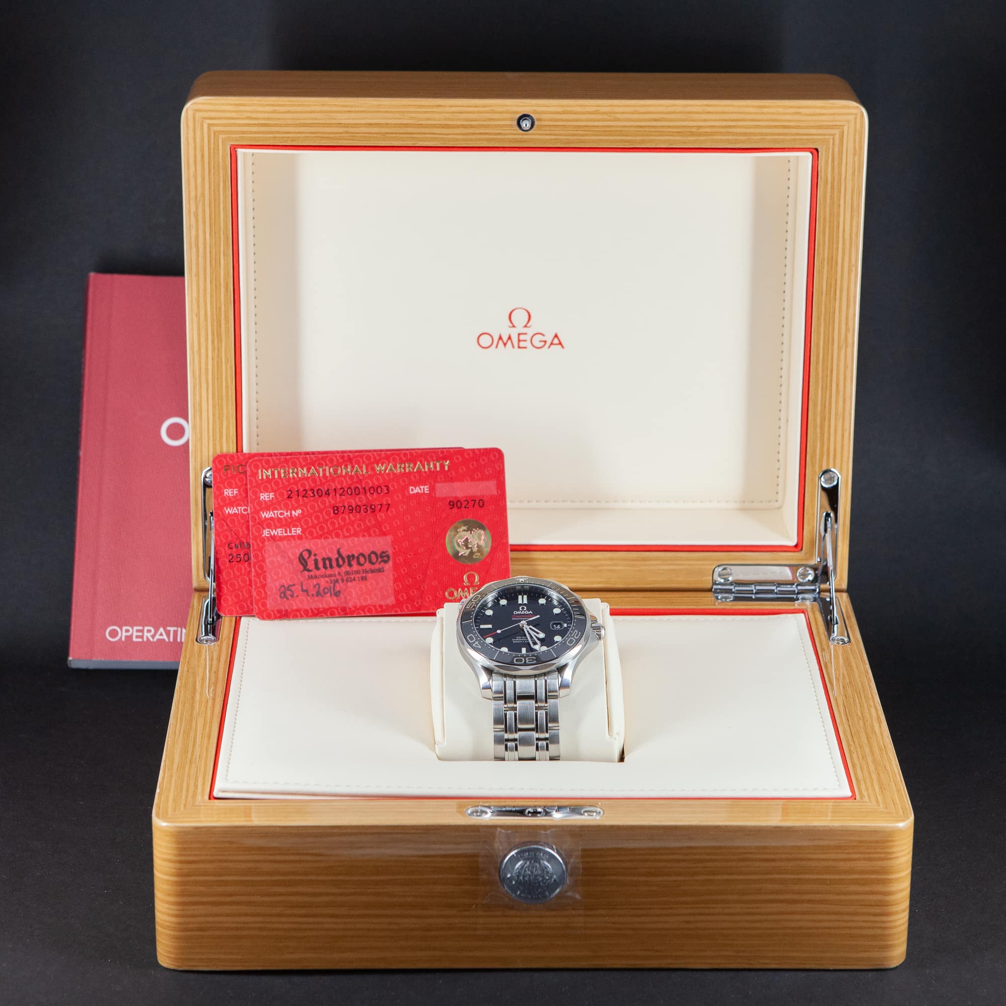Omega Seamaster 300m sukeltajankello v.2016 - Image 2