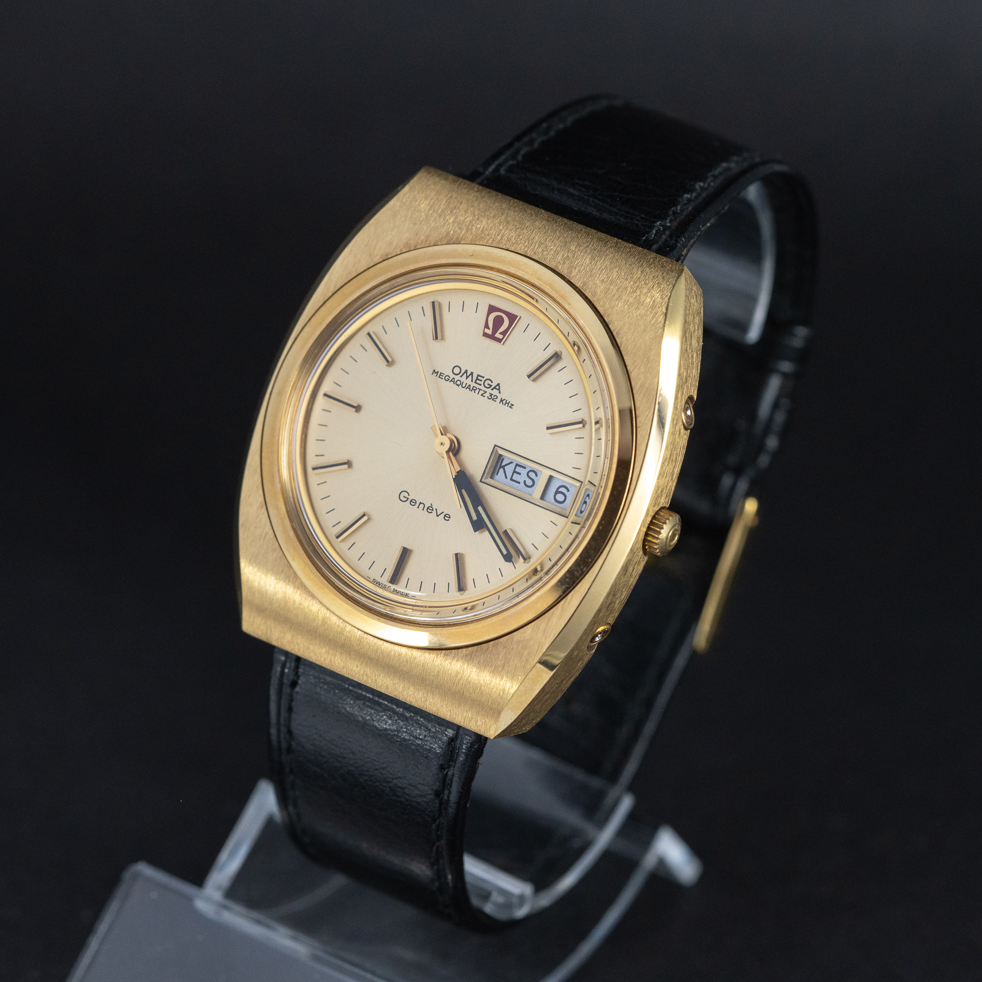 NOS Omega Geneve Megaquarz 32KHz vuodelta 1973 - Image 2