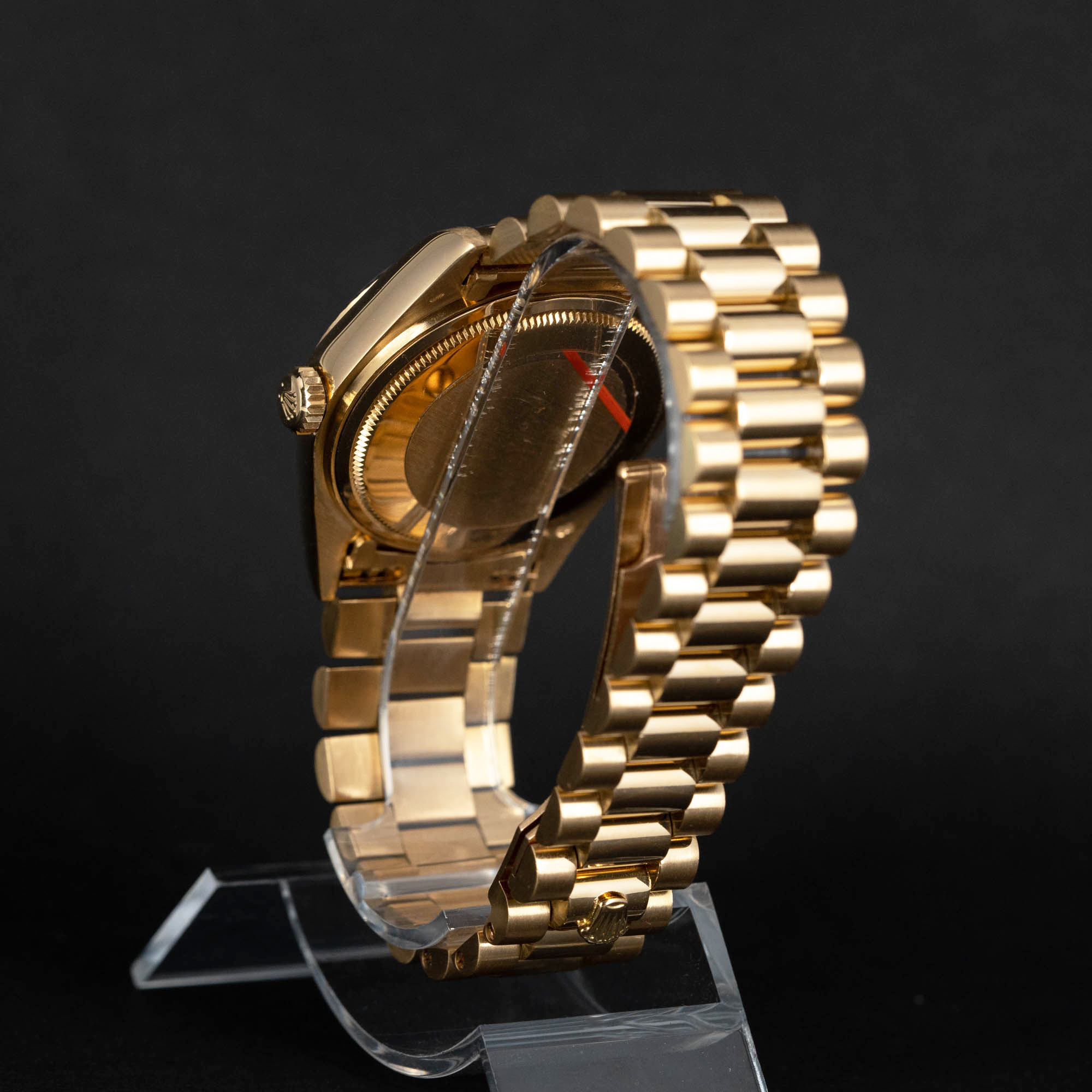 18k Rolex Oyster Perpetual Day-Date 18038 Onyx vuodelta 1982 - Image 8