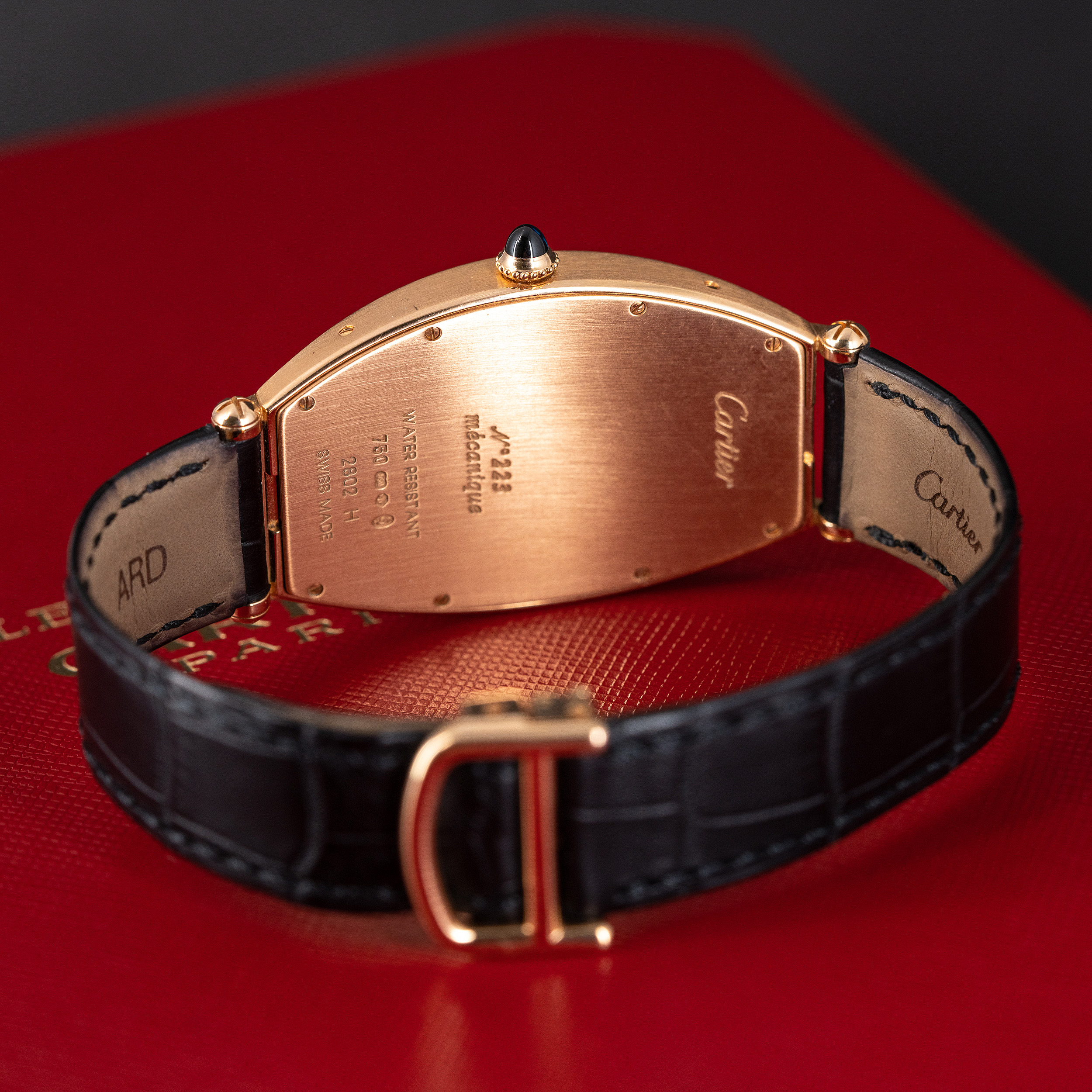 18k Cartier Tonneau XL CPCP 2802H vuodelta 2013 - Image 4