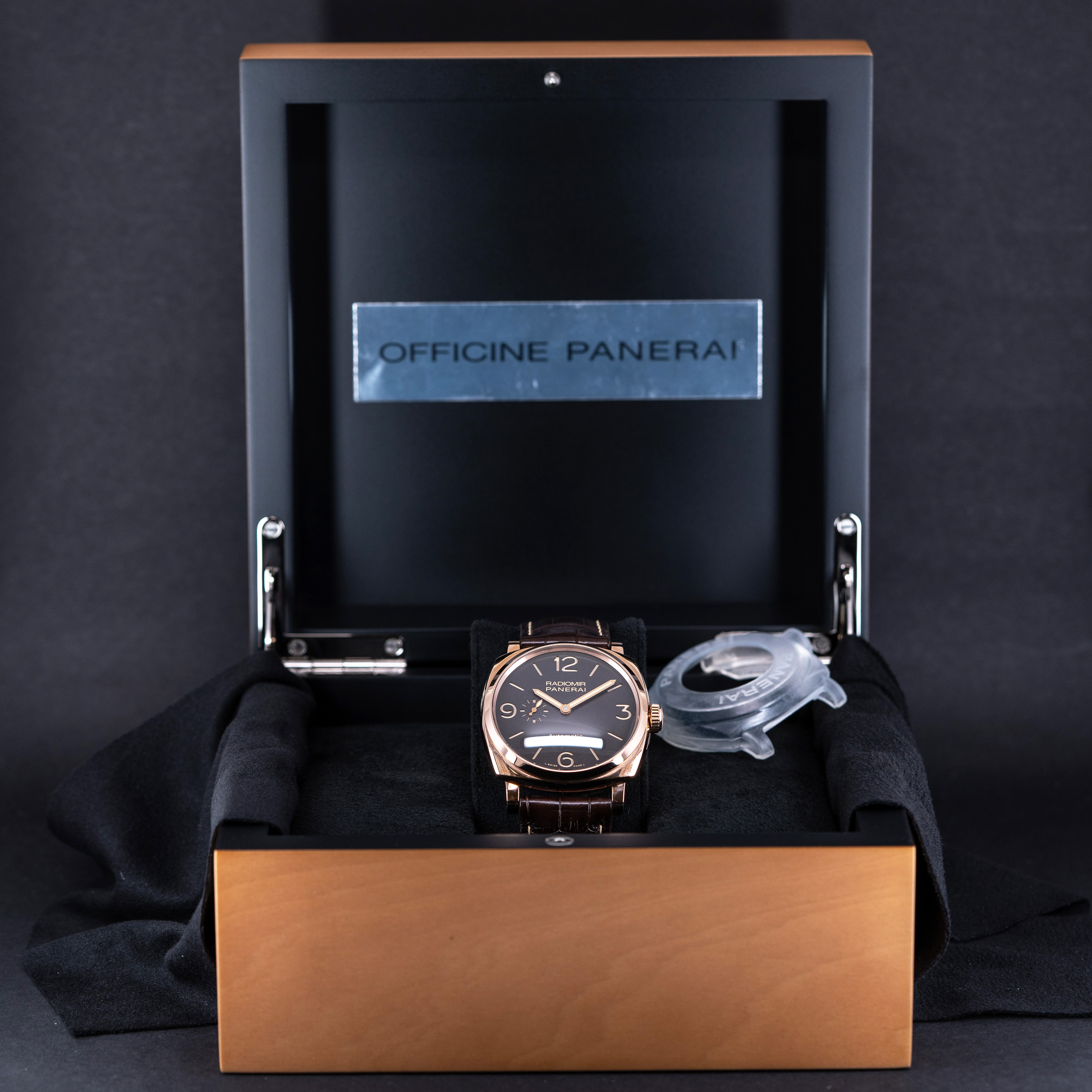 18k Panerai Radiomir 1940 PAM00573 vuodelta 2014 NOS - Image 7