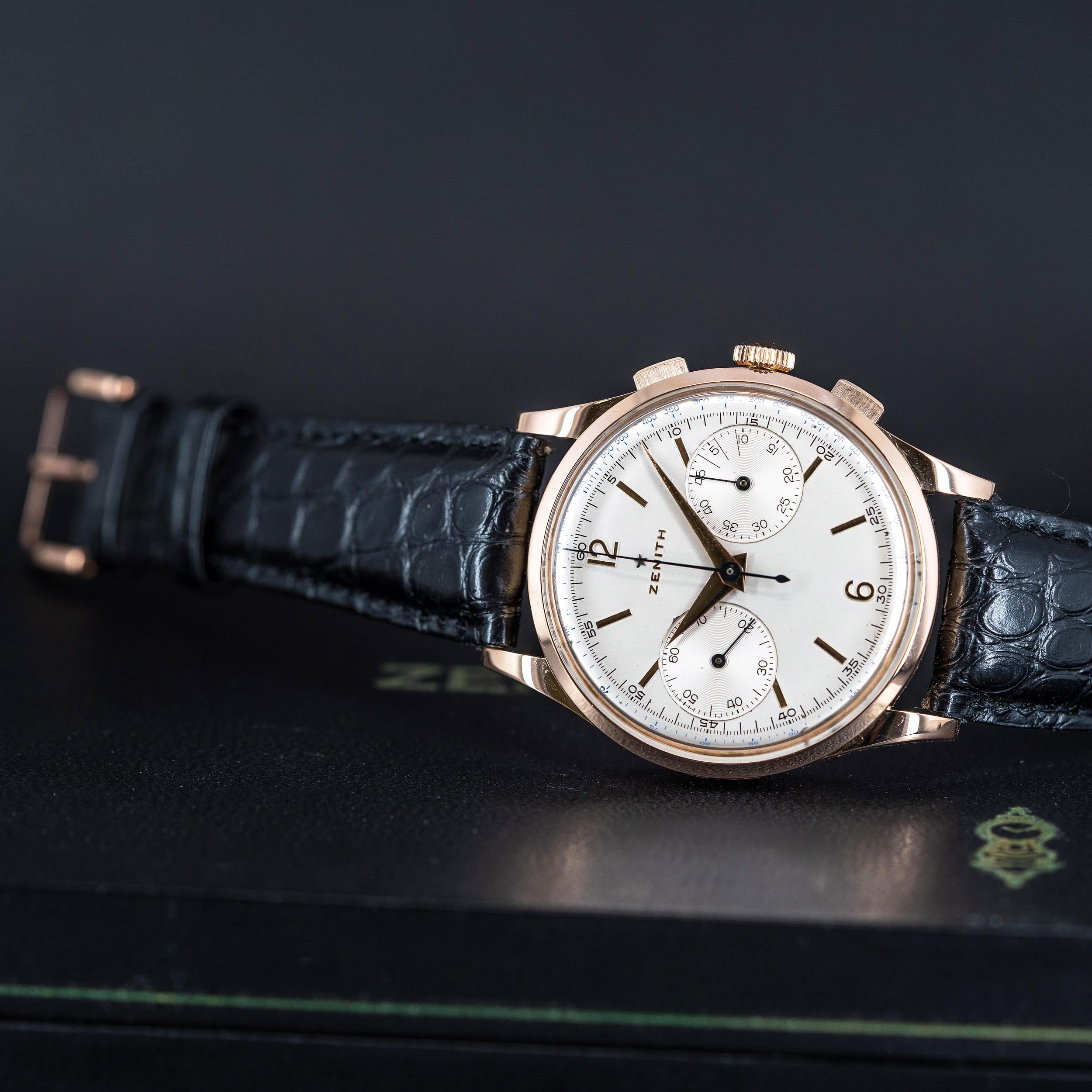 18k Zenith Jumbo kronografi 1950-luvulta