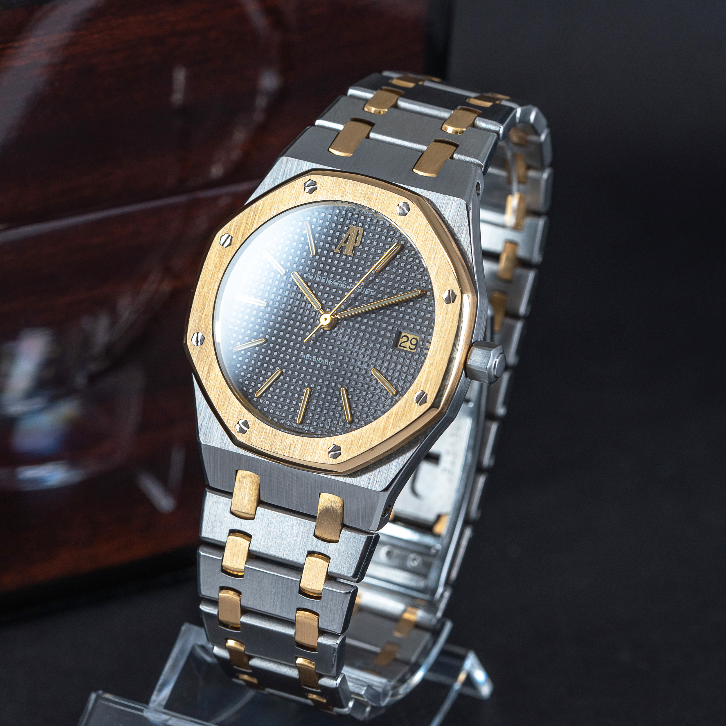 Audemars Piguet Royal Oak 14700SA "Mini Jumbo" 1991-1992 - Image 2