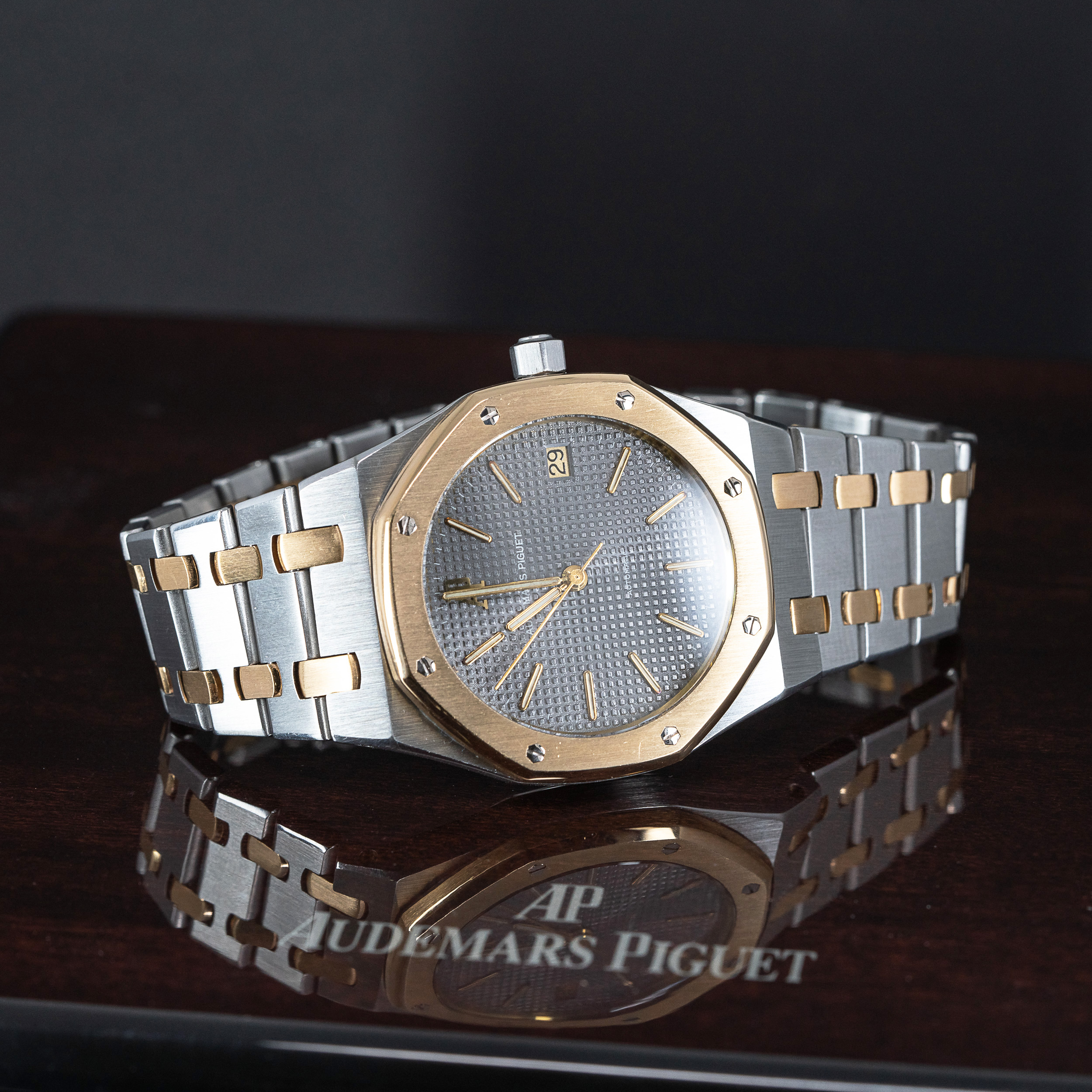 Audemars Piguet Royal Oak 14700SA "Mini Jumbo" 1991-1992 - Image 3
