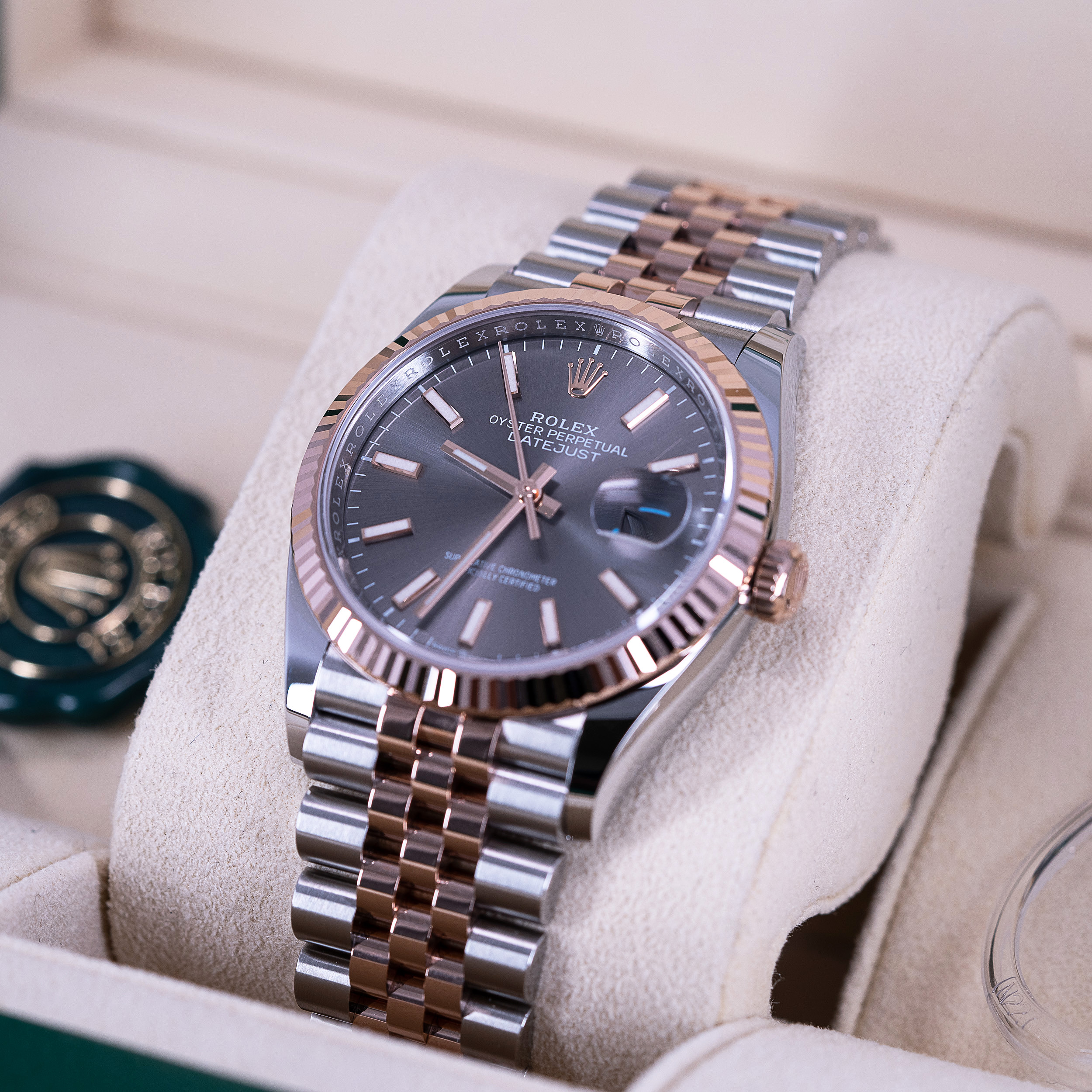 Rolex Datejust 36 teräs-ruusukulta 126231 vuodelta 2022 - Image 3