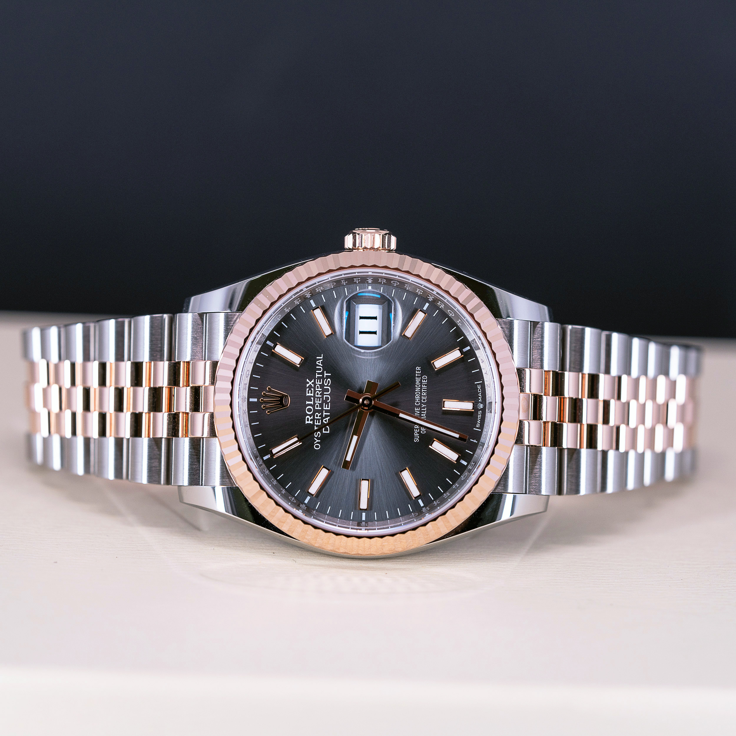 Rolex Datejust 36 teräs-ruusukulta 126231 vuodelta 2022