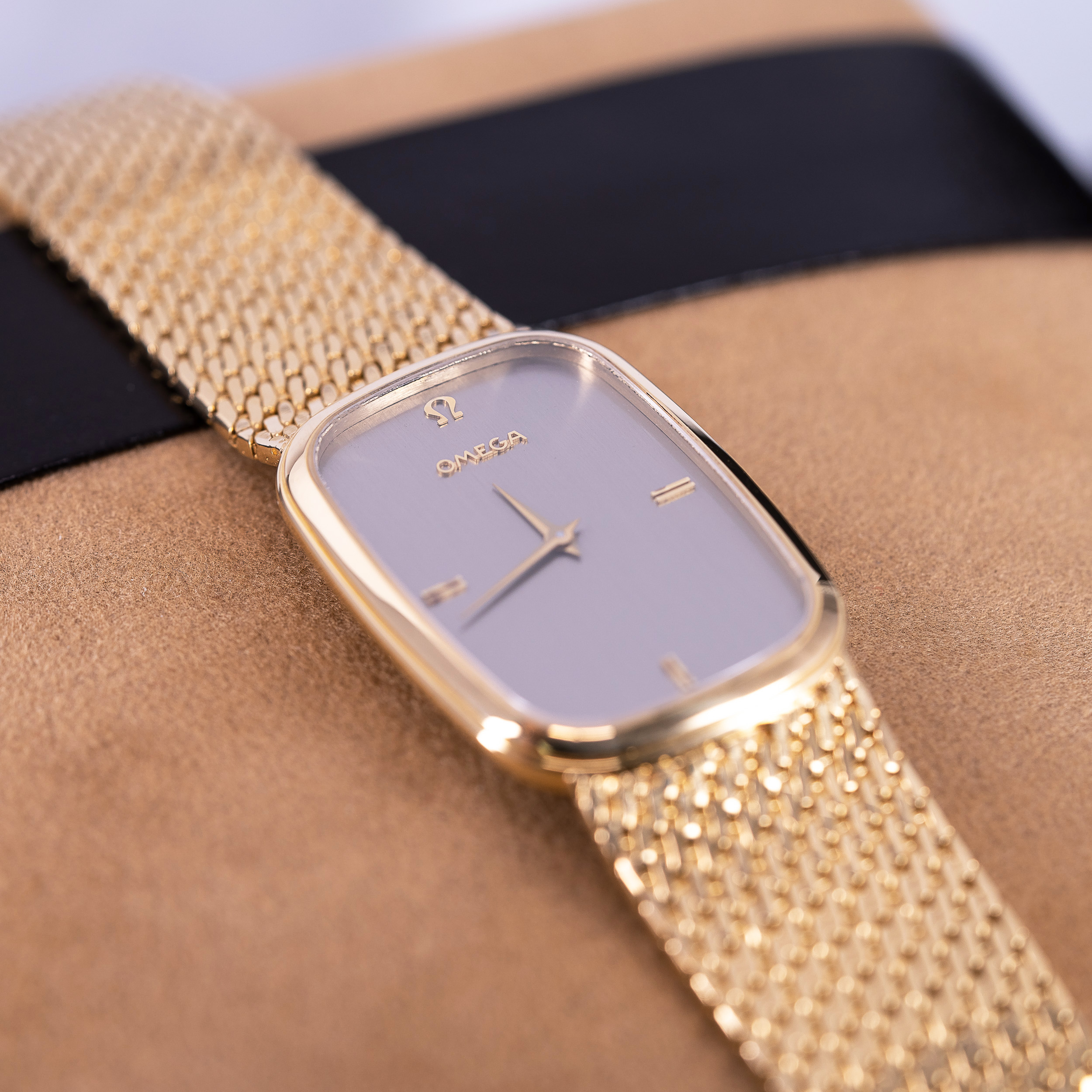 18k Omega De-Ville pukukello vuodelta 1980 - Image 8