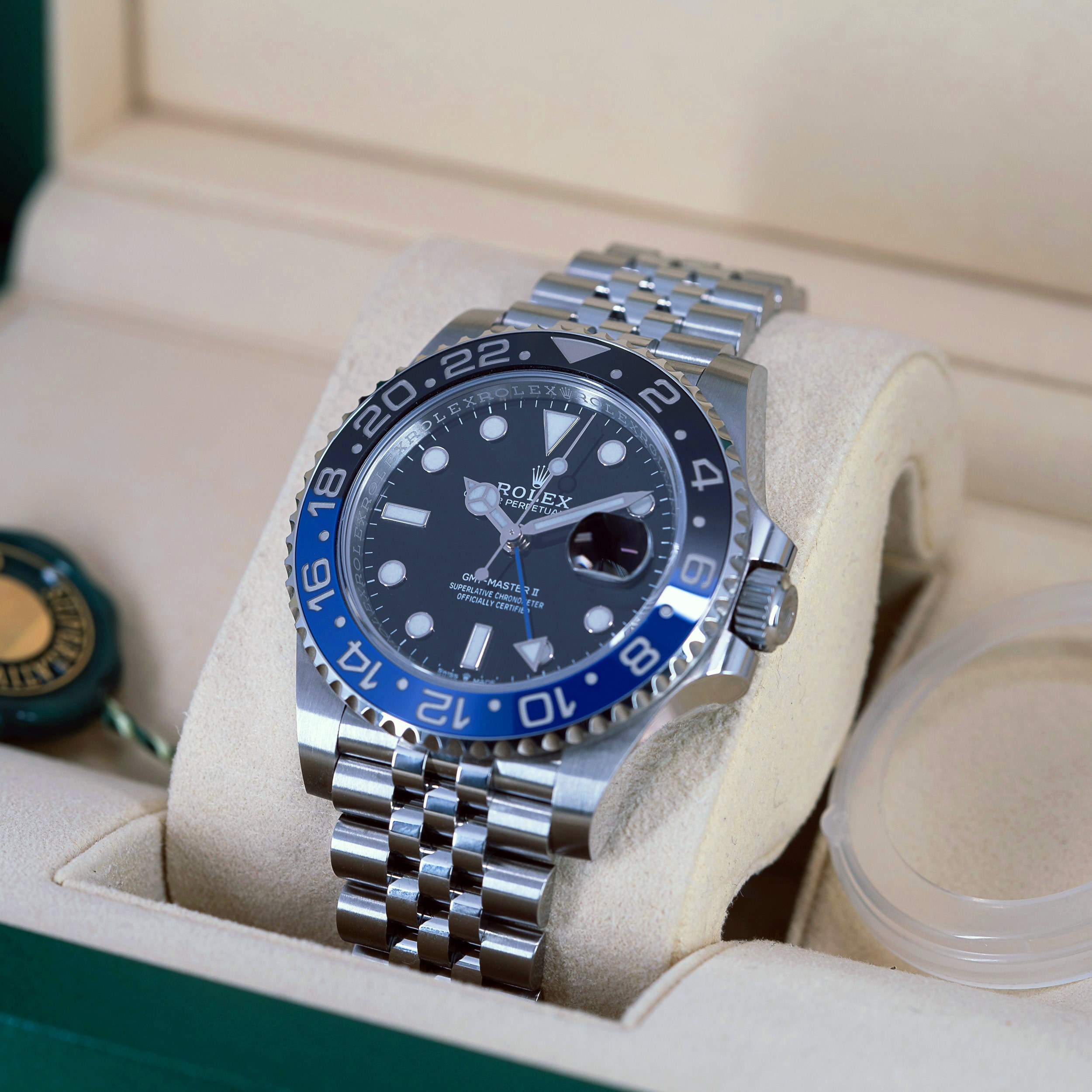 Rolex GMT-Master II 12710BLNR Batgirl vuodelta 2019, FULL-SET - Image 3