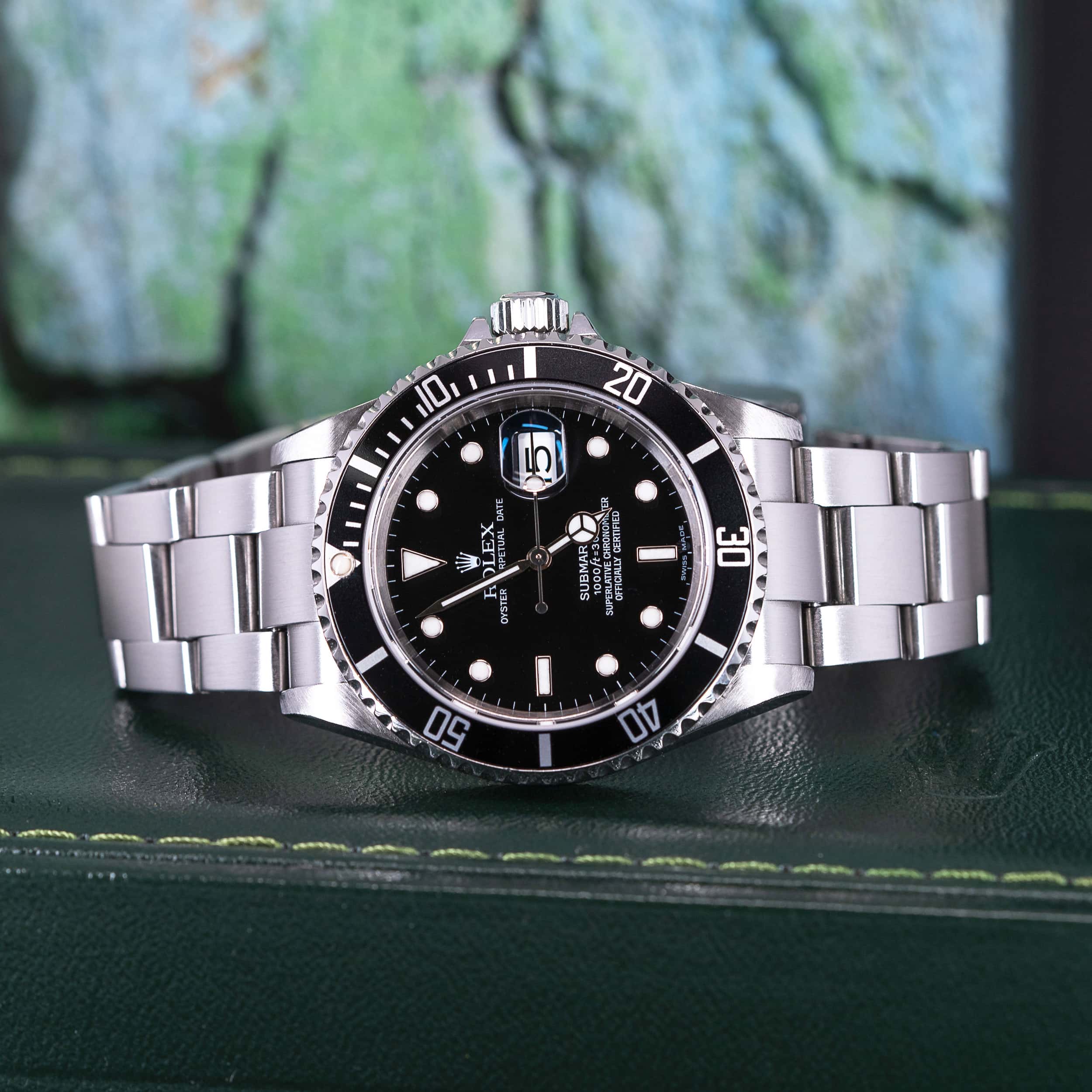 Rolex Submariner 16610T vuodelta 2004 - Image 2