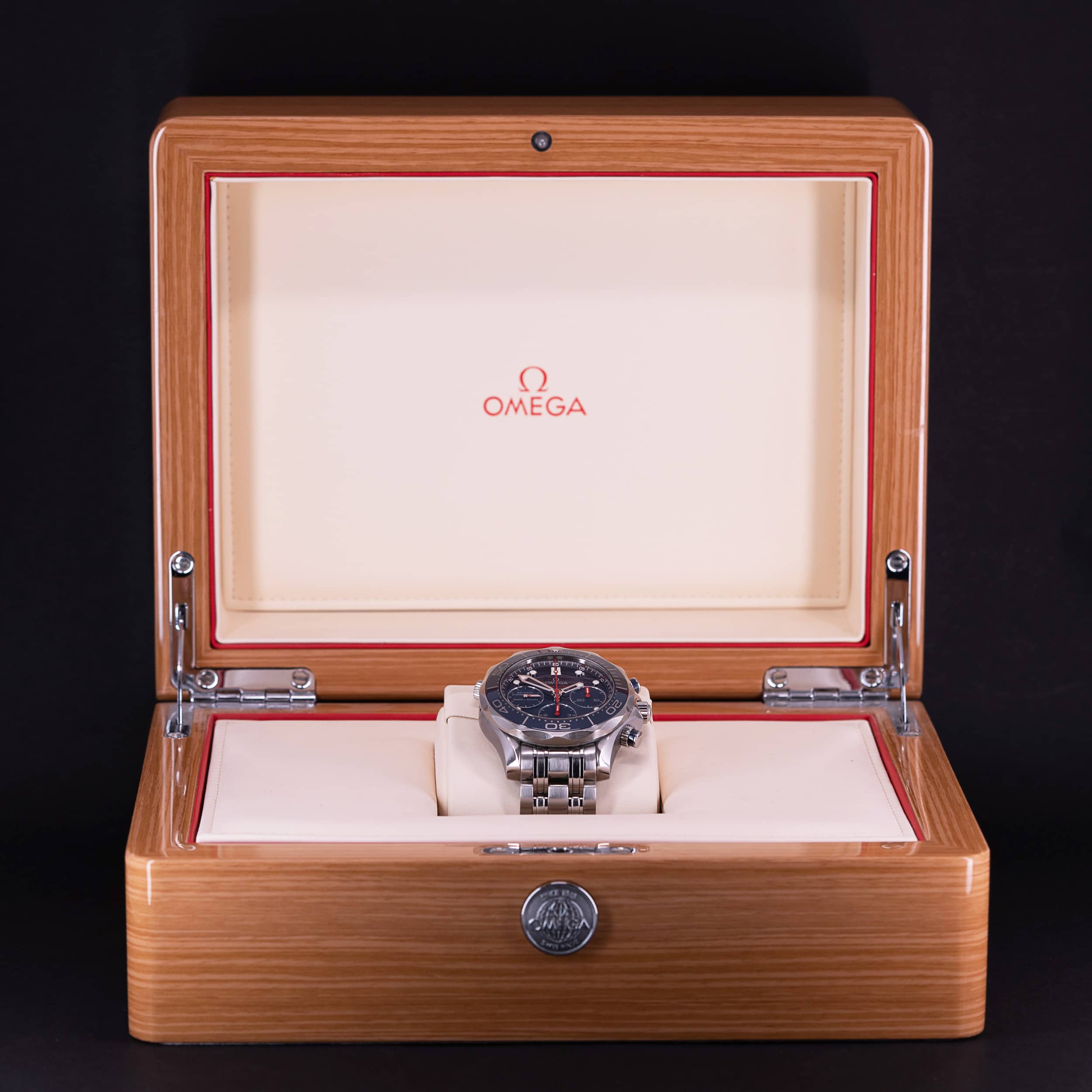 Omega Seamaster 300M Co-Ax sukeltajan kronografi vuodelta 2018, FULL-SET - Image 8