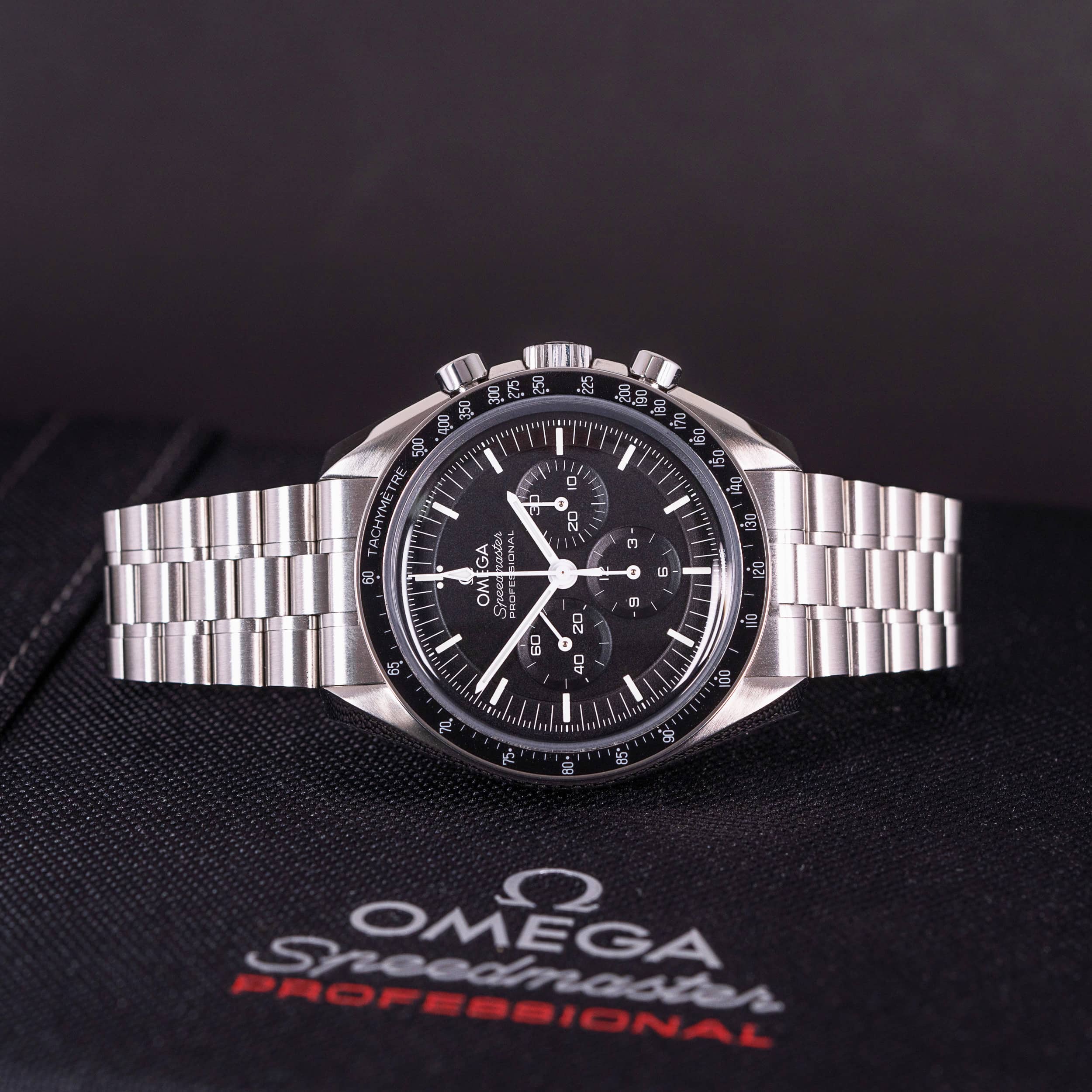 Omega Speedmaster Professional Co-Axial Chronometer vuodelta 2023, FULL-SET