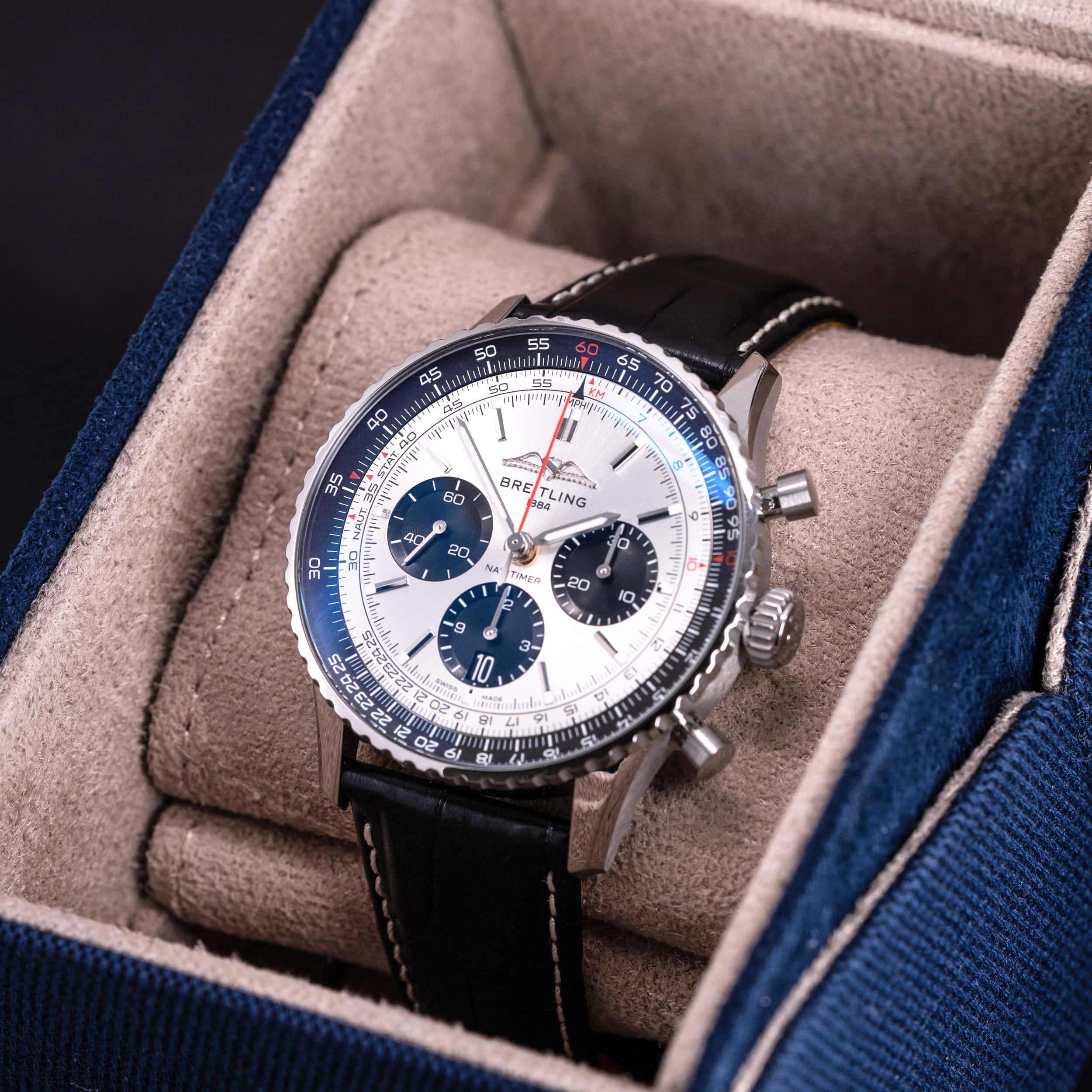 Breitling B01 Navitimer 43 vuodelta 2023 FULL-SET