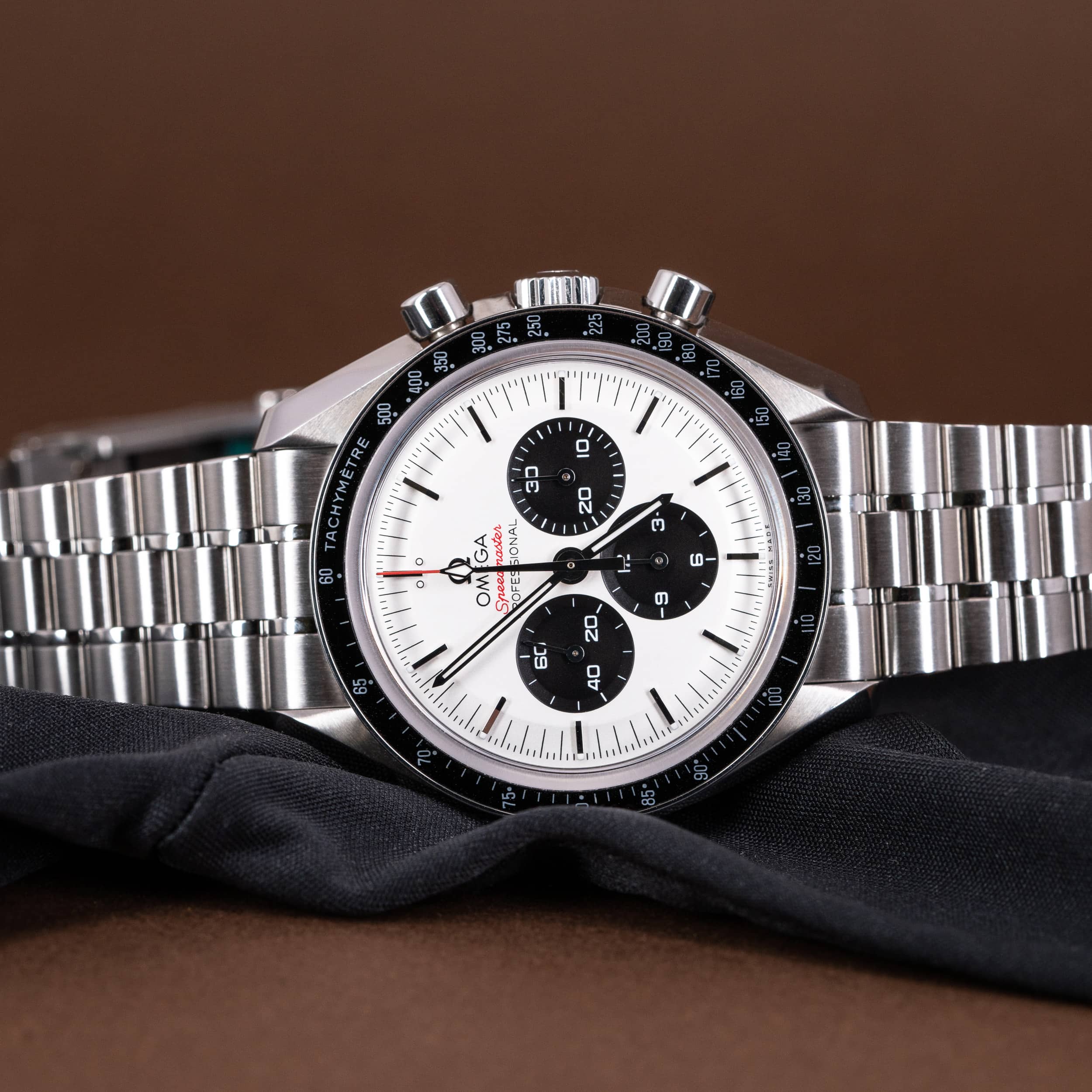 Omega Speedmaster Professional Tokyo 2020 Olympics LE vuodelta 2018 FULL-SET - Image 4