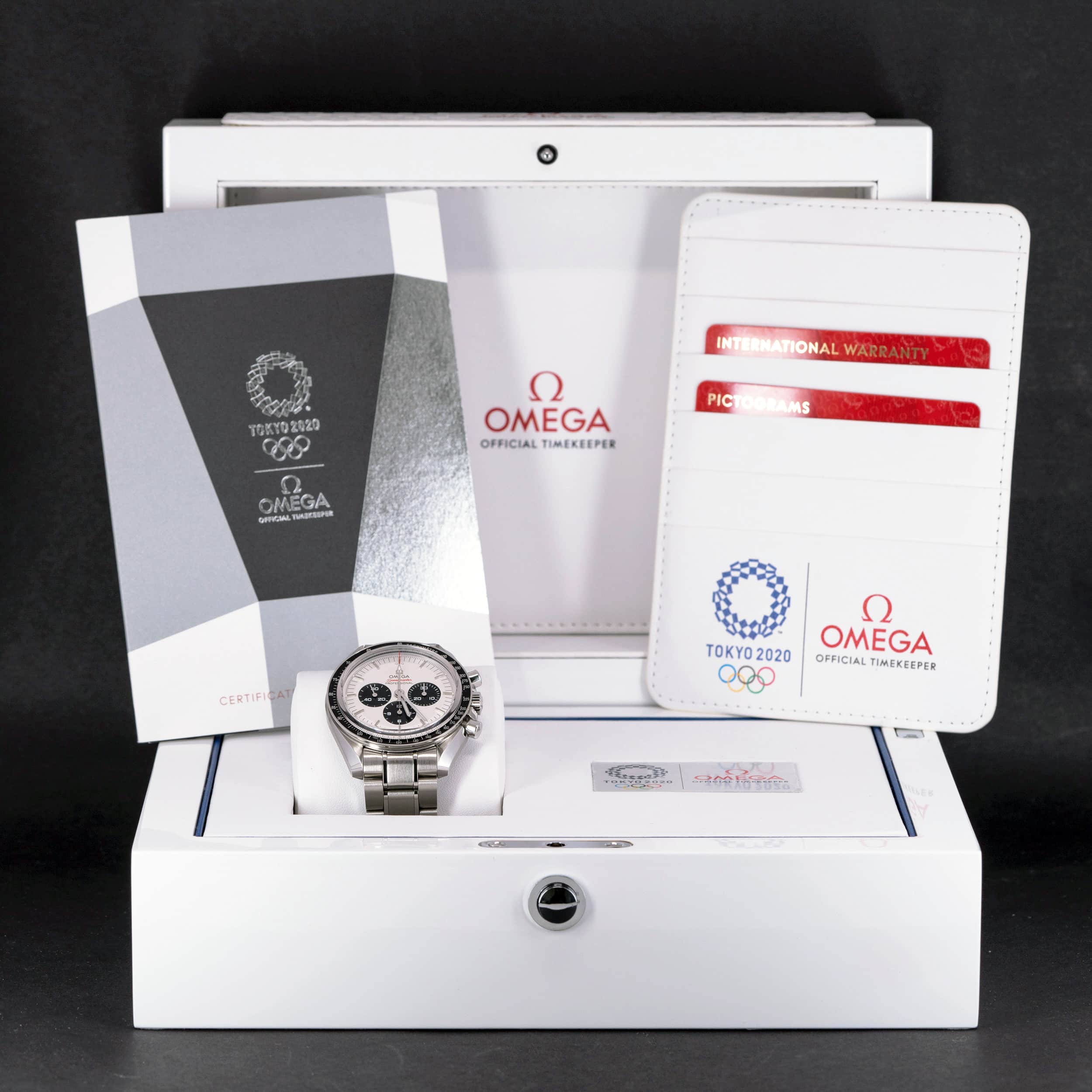 Omega Speedmaster Professional Tokyo 2020 Olympics LE vuodelta 2018 FULL-SET - Image 10