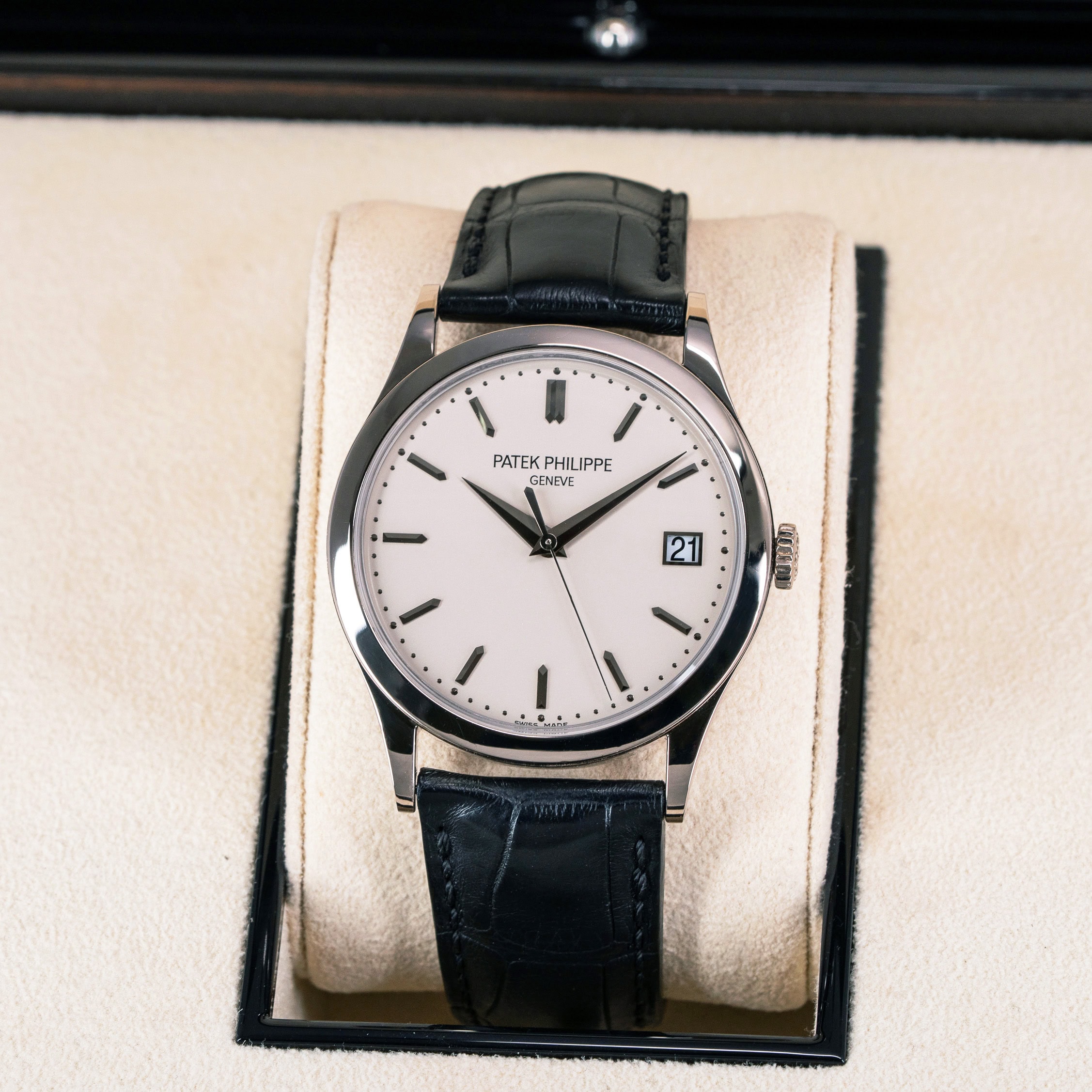 18k Patek Philippe Calatrava 5296G vuodelta 2012 FULL-SET - Image 7