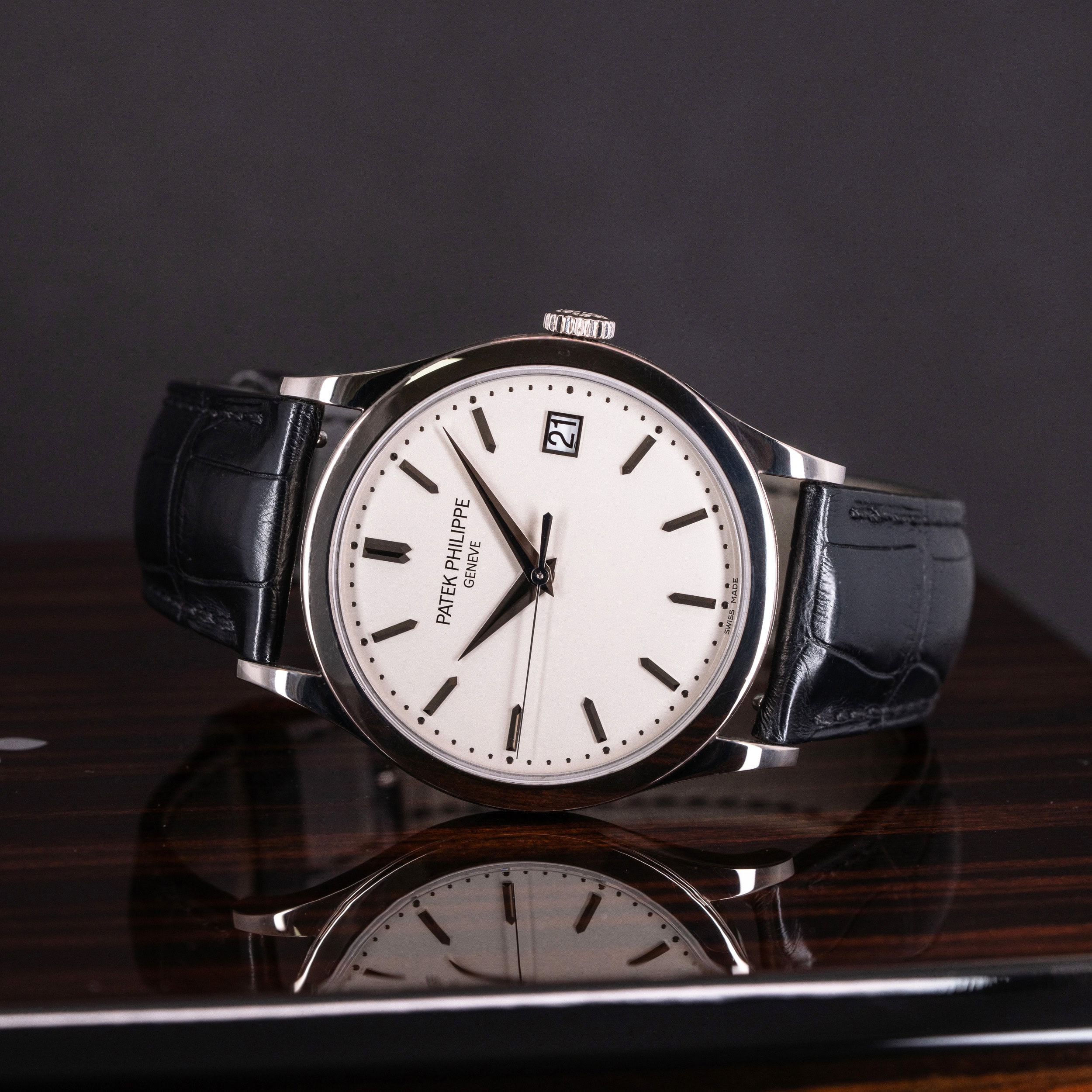 18k Patek Philippe Calatrava 5296G vuodelta 2012 FULL-SET - Image 4