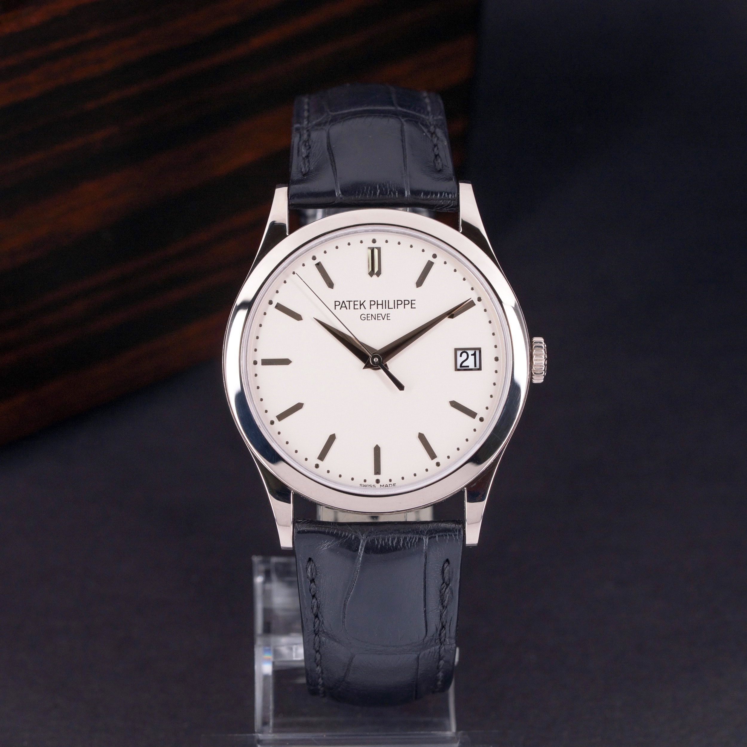 18k Patek Philippe Calatrava 5296G vuodelta 2012 FULL-SET