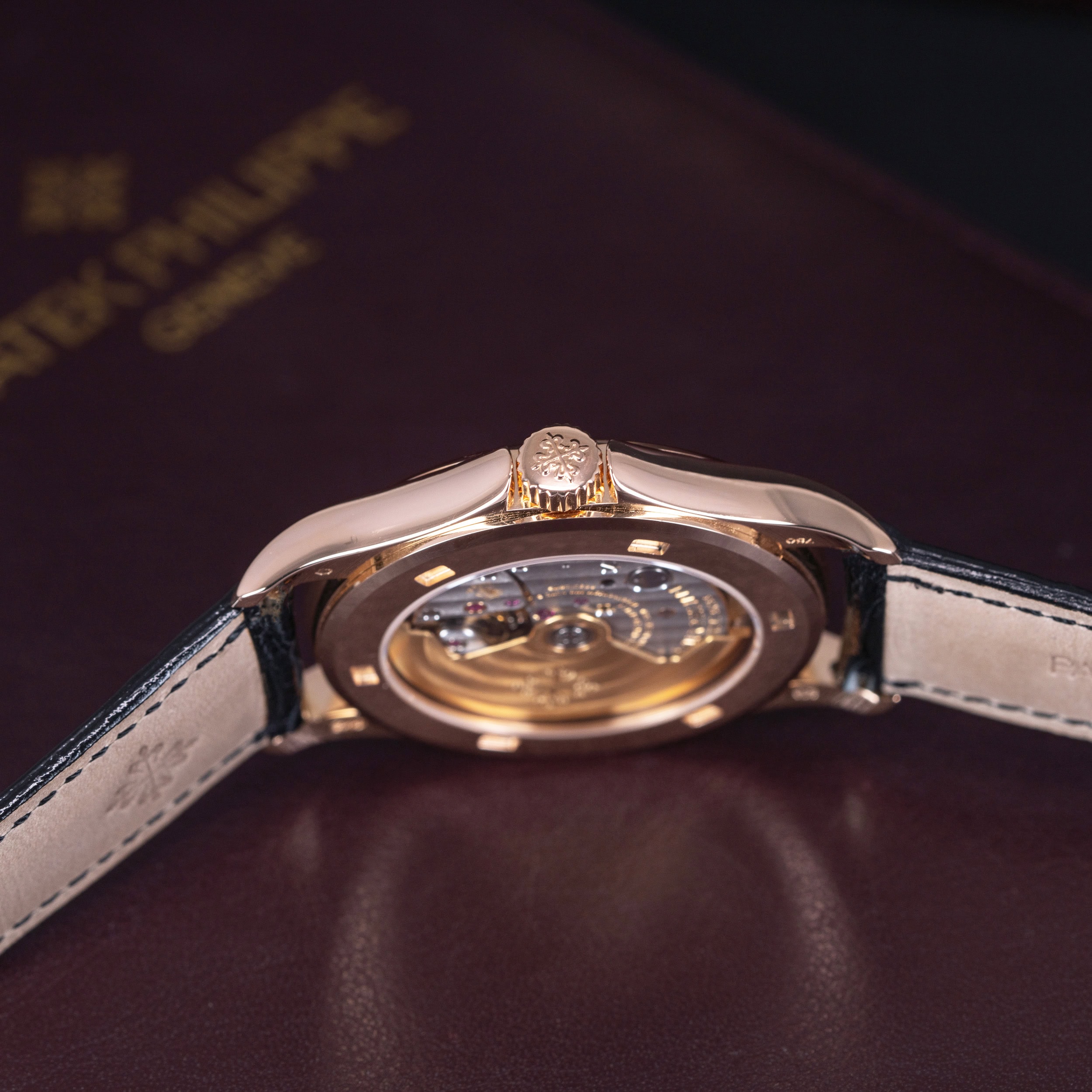 18k Patek Philippe Calatrava 5127R vuodelta 2007 FULL-SET, SUOMIKELLO - Image 6