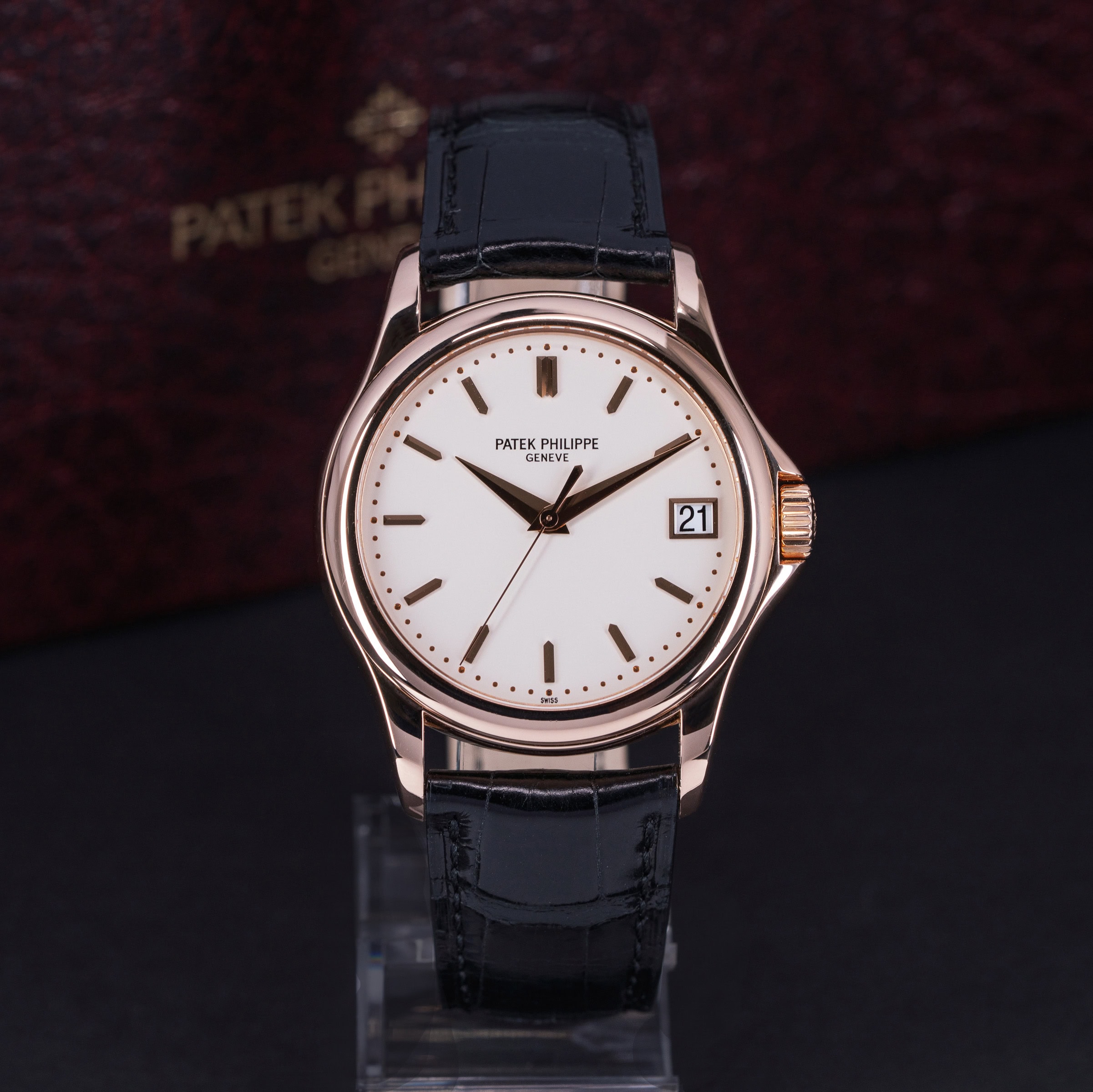 18k Patek Philippe Calatrava 5127R vuodelta 2007 FULL-SET, SUOMIKELLO - Image 2