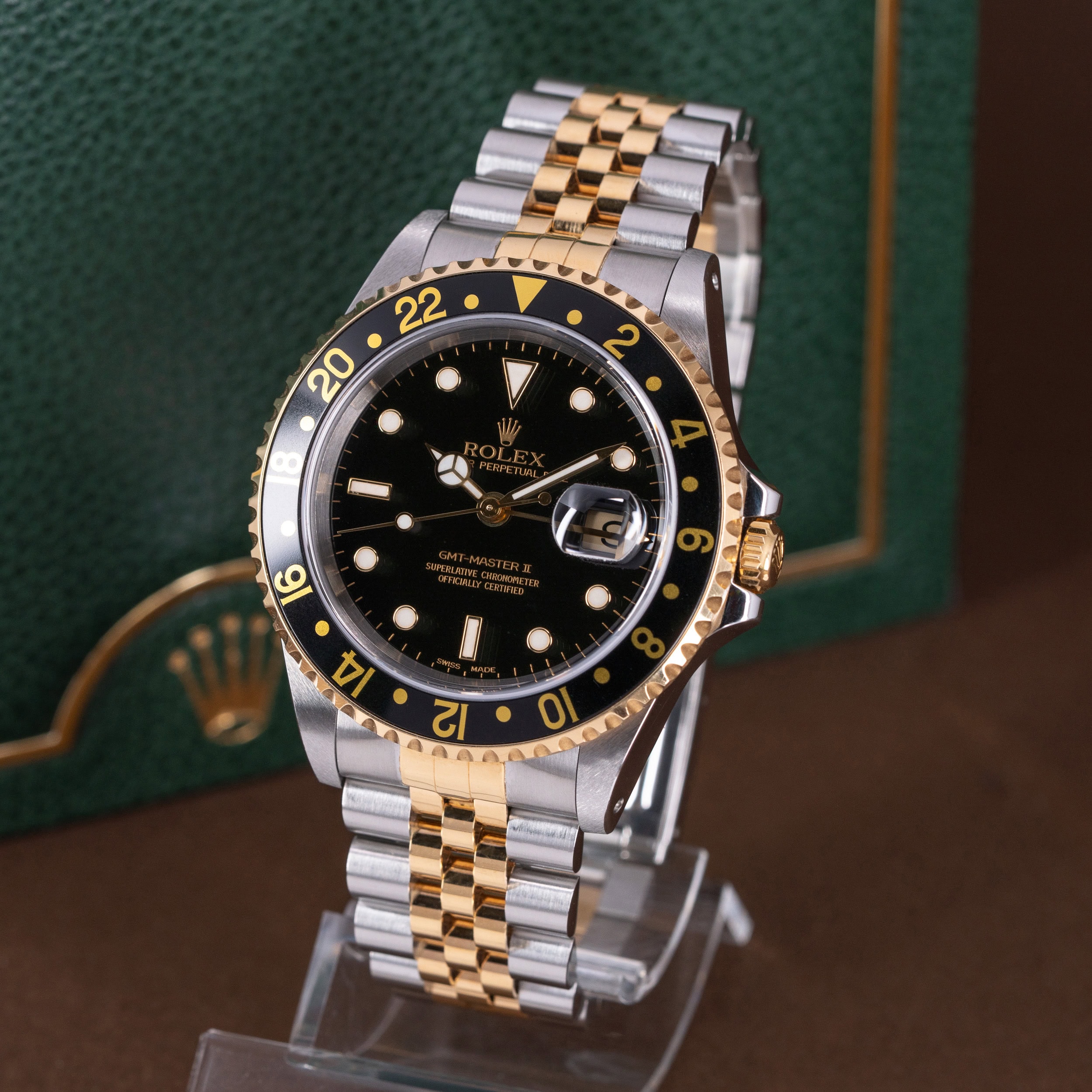 Rolex GMT-Master II 16713 vuodelta 2004 FULL-SET - Image 2