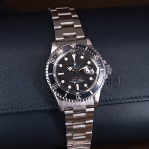Rolex Submariner Date 1680 -Red- vuodelta 1973