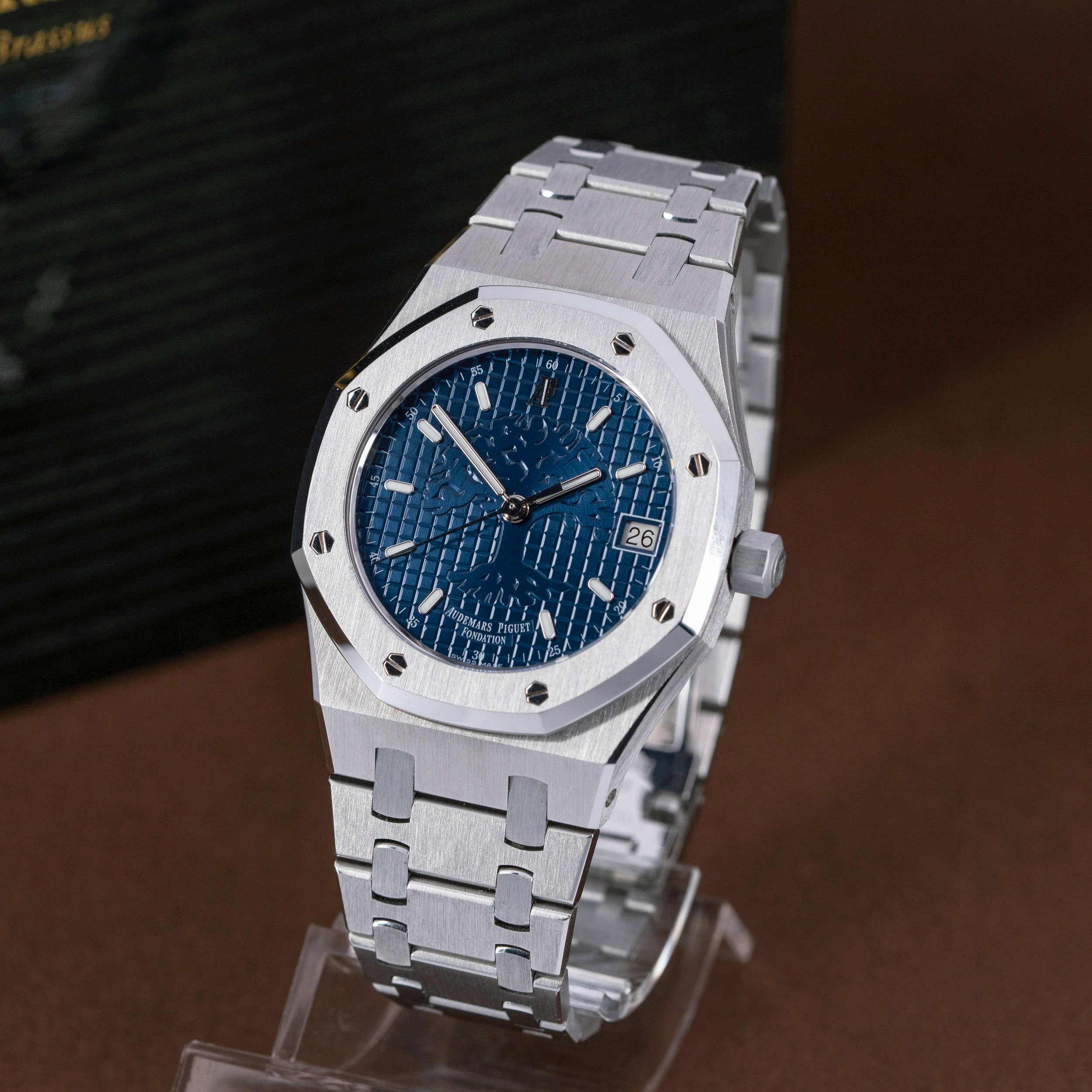 Audemars Piguet Royal Oak Foundation 15100ST vuodelta 2000 - Image 2