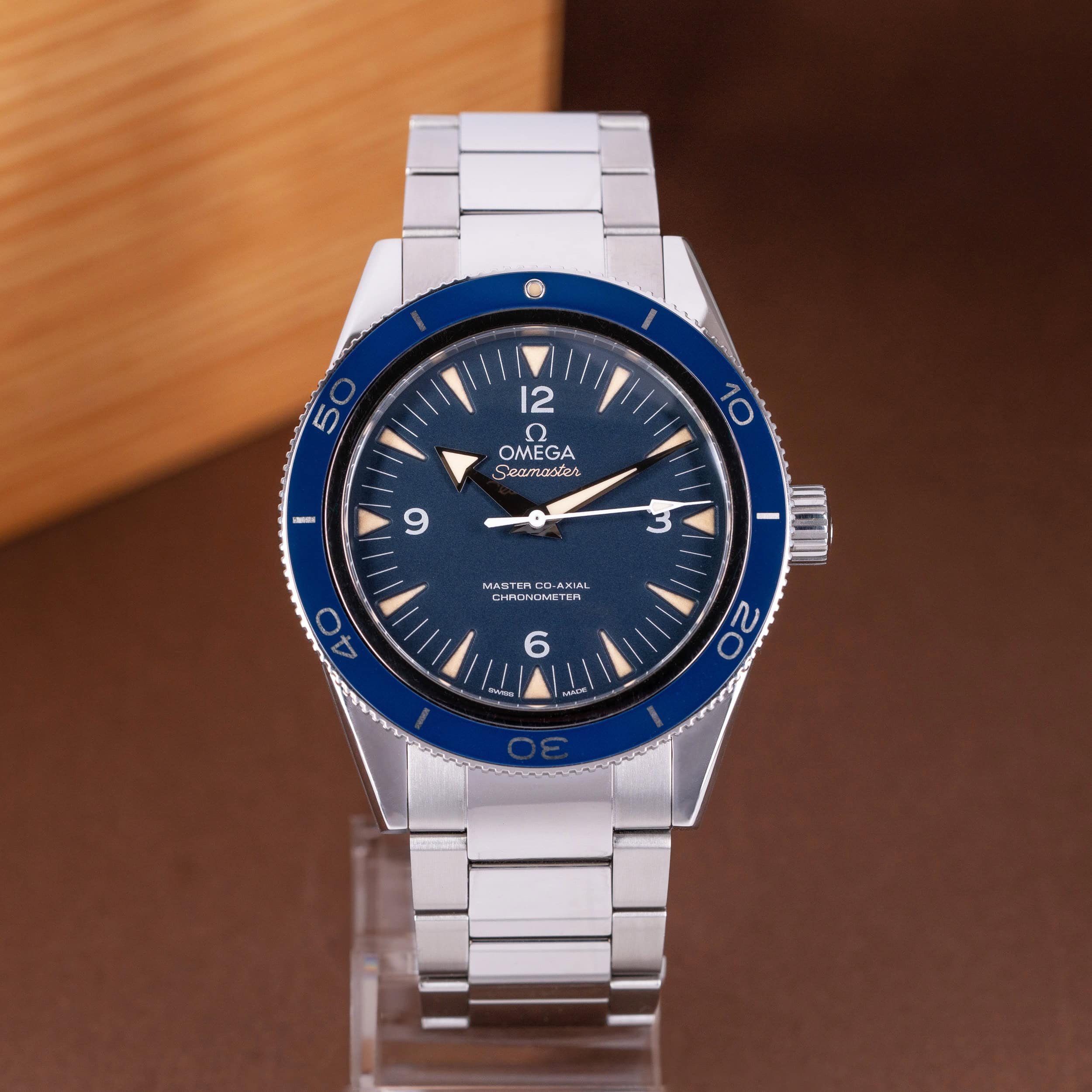 Omega Seamaster 300 Titanium vuodelta 2024 Full-Set